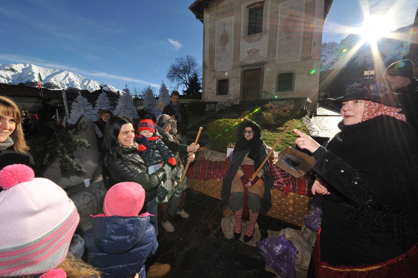 078 La Befana in Grimoldo a Oltre il Colle.JPG